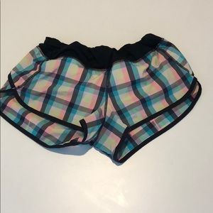 Lululemon size 8 workout shorts
